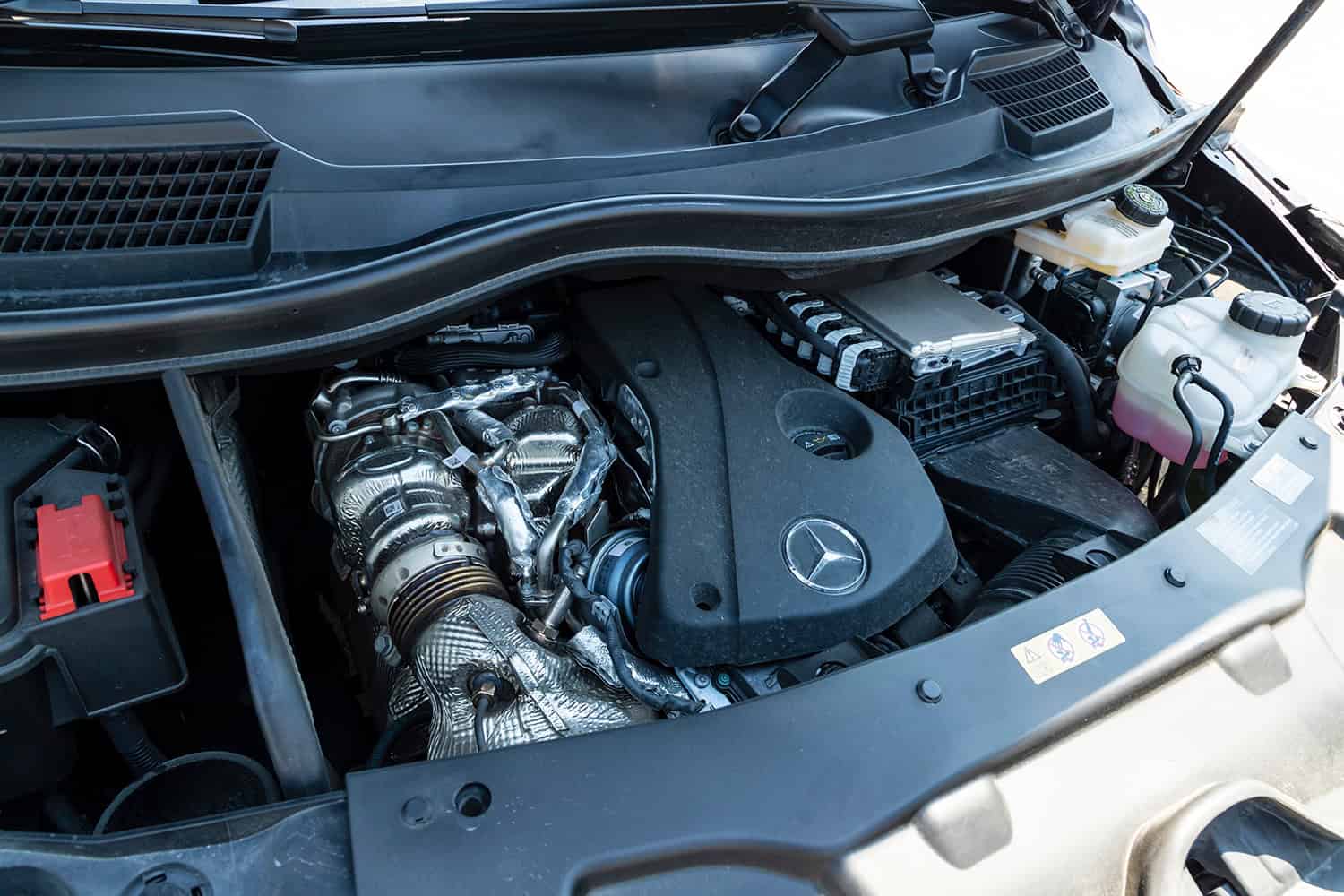 Mercedes-Benz engine